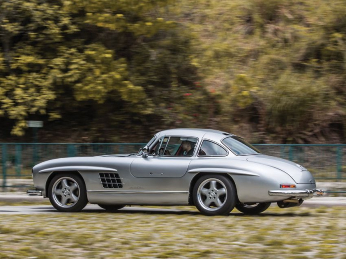 Mercedes-Benz 300SL by AMG