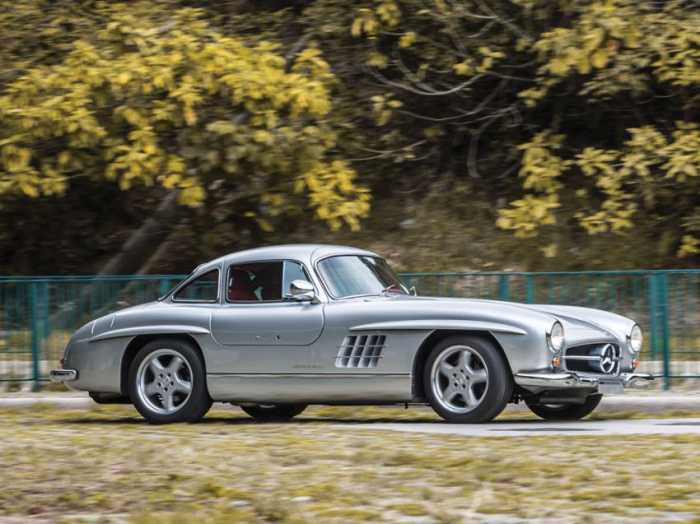 Mercedes-Benz 300SL by AMG