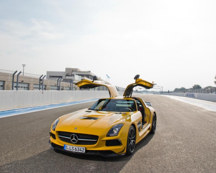 Mercedes SLS AMG