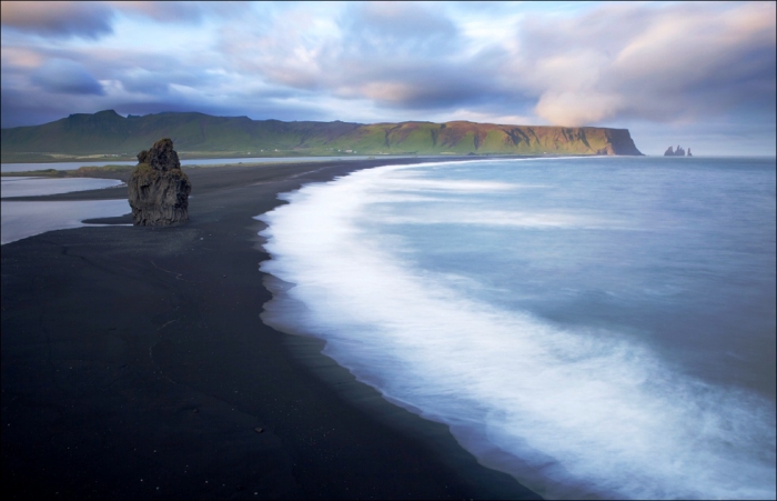 Черный пляж в Исландии 
