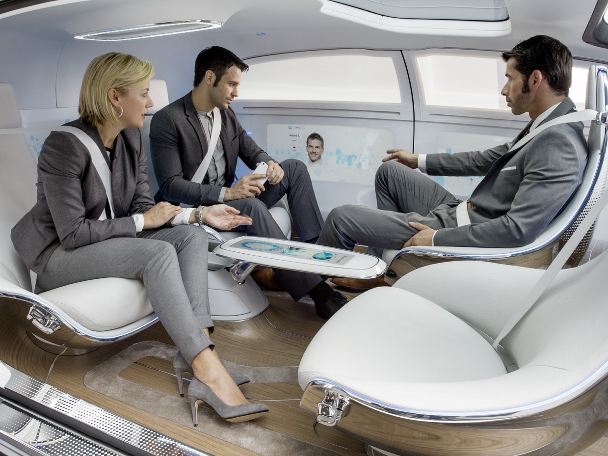 Mercedes f015 Luxury Concept