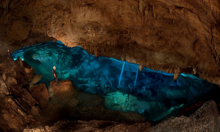 Красивейшие подводные пещеры