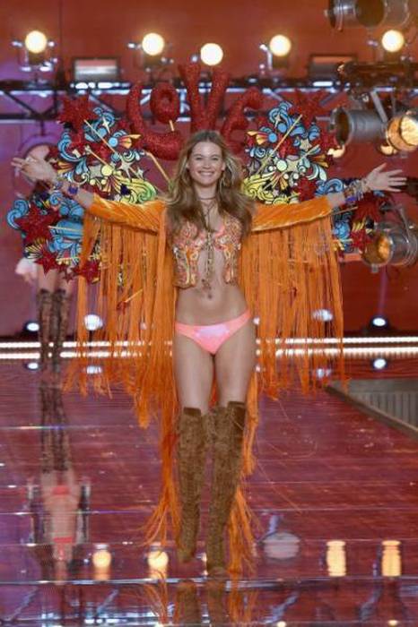 Victorias Secret Fashion Show 2015