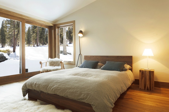 Уютные спальни с чарующими зимними видами из окна