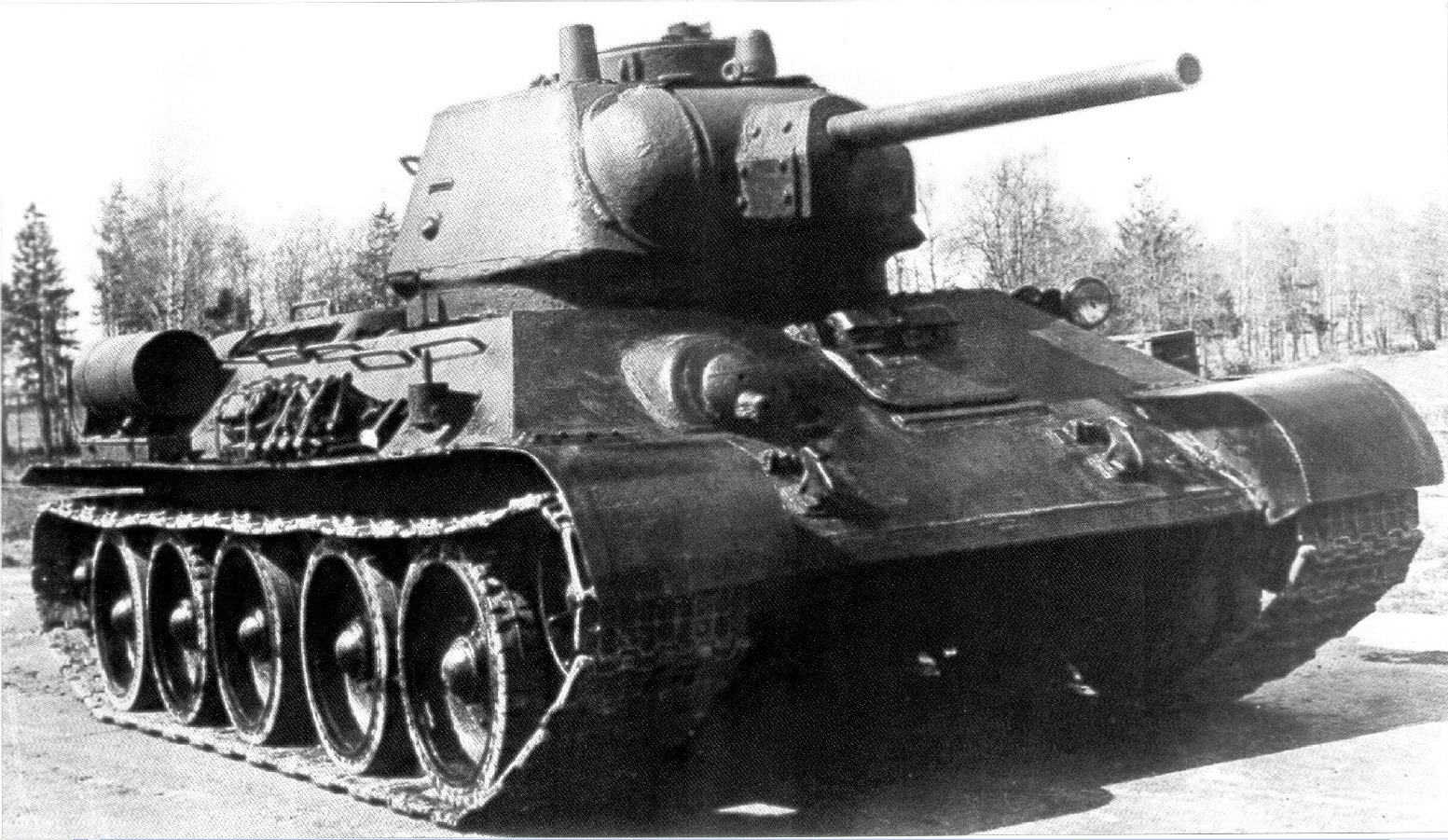 Разработчик т 34. Т 34 76 1943. Танк т-34/76. Т-34/76 обр.1943. Т-34 76 средний танк.