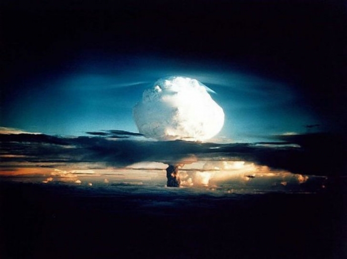 5 самых мощных ядерных взрыва, снятых на камеру