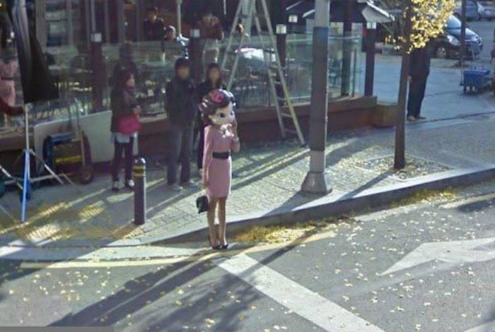    Google Street