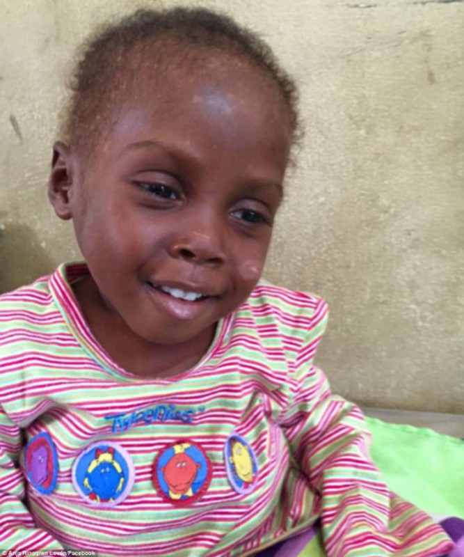 Спасения 2-летнего нигерийского малыша