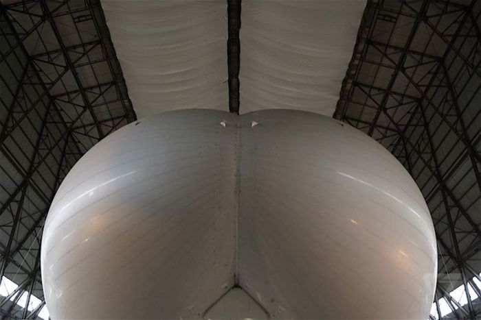      Airlander 10    