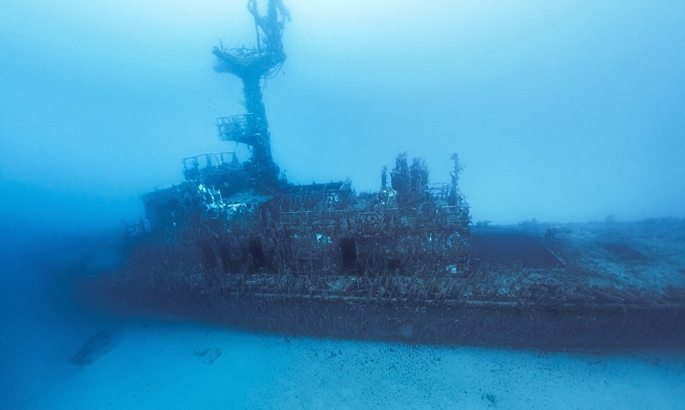 Крейсер москва под водой
