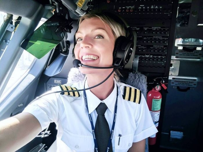 Женщина-пилот стала звездой Instagram