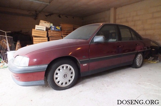 Opel Omega 1992    705    