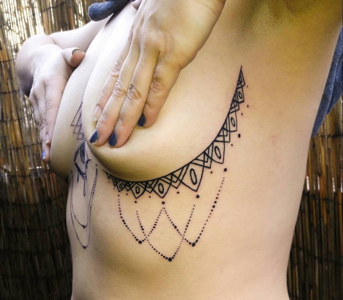 Sideboob tattoo      