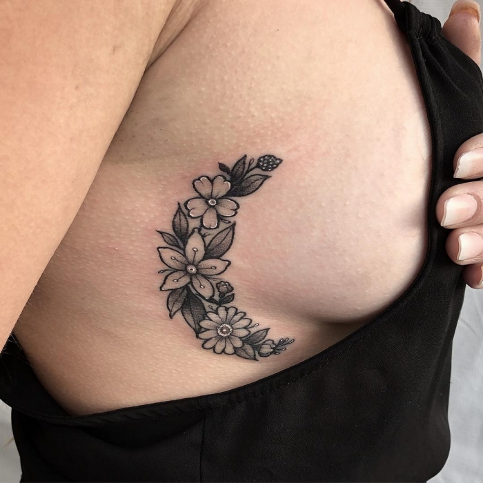 Sideboob tattoo      
