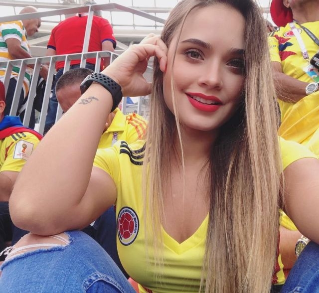 Симпатичные девушки на ЧМ по футболу 2018