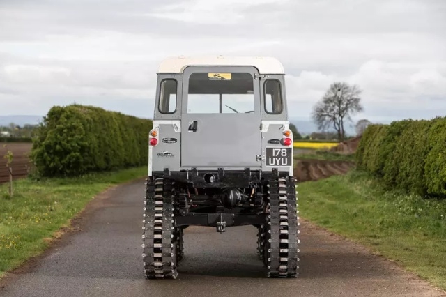   Land Rover Series II  Cuthbertson