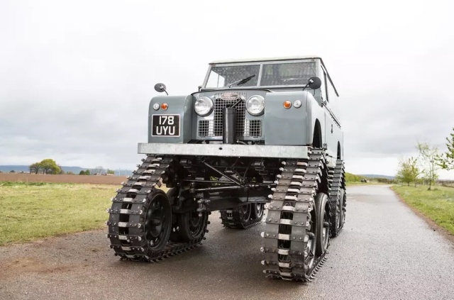   Land Rover Series II  Cuthbertson