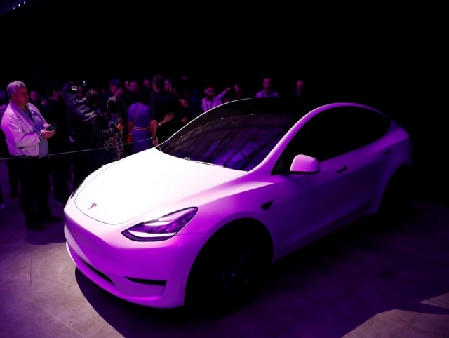 Tesla     Model Y