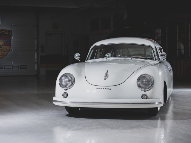   Porsche 356.    