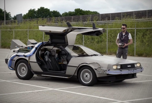       DeLorean   "  "