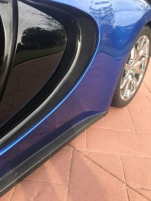 "Bugatti Veyron"   20   