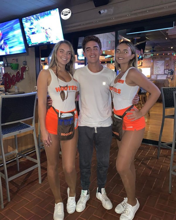 Hooters -       