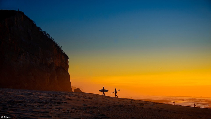    Nikon Surf Photo