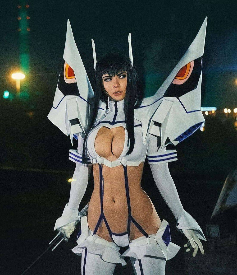 Cosplay girl of the week first comics news
