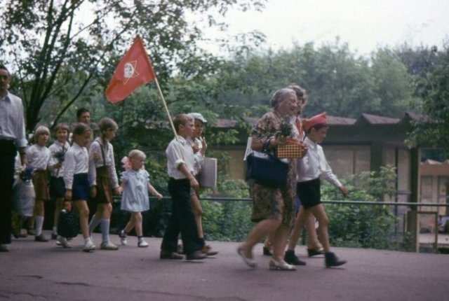 Детство в пионерских лагерях времен СССР