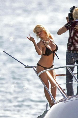 Pamela Anderson (10 )