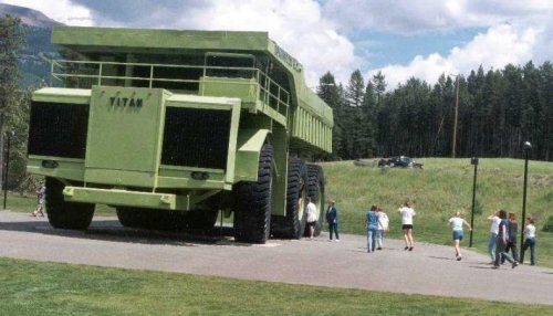 Terex Titan - самый большой грузовик в мире (10 фото)